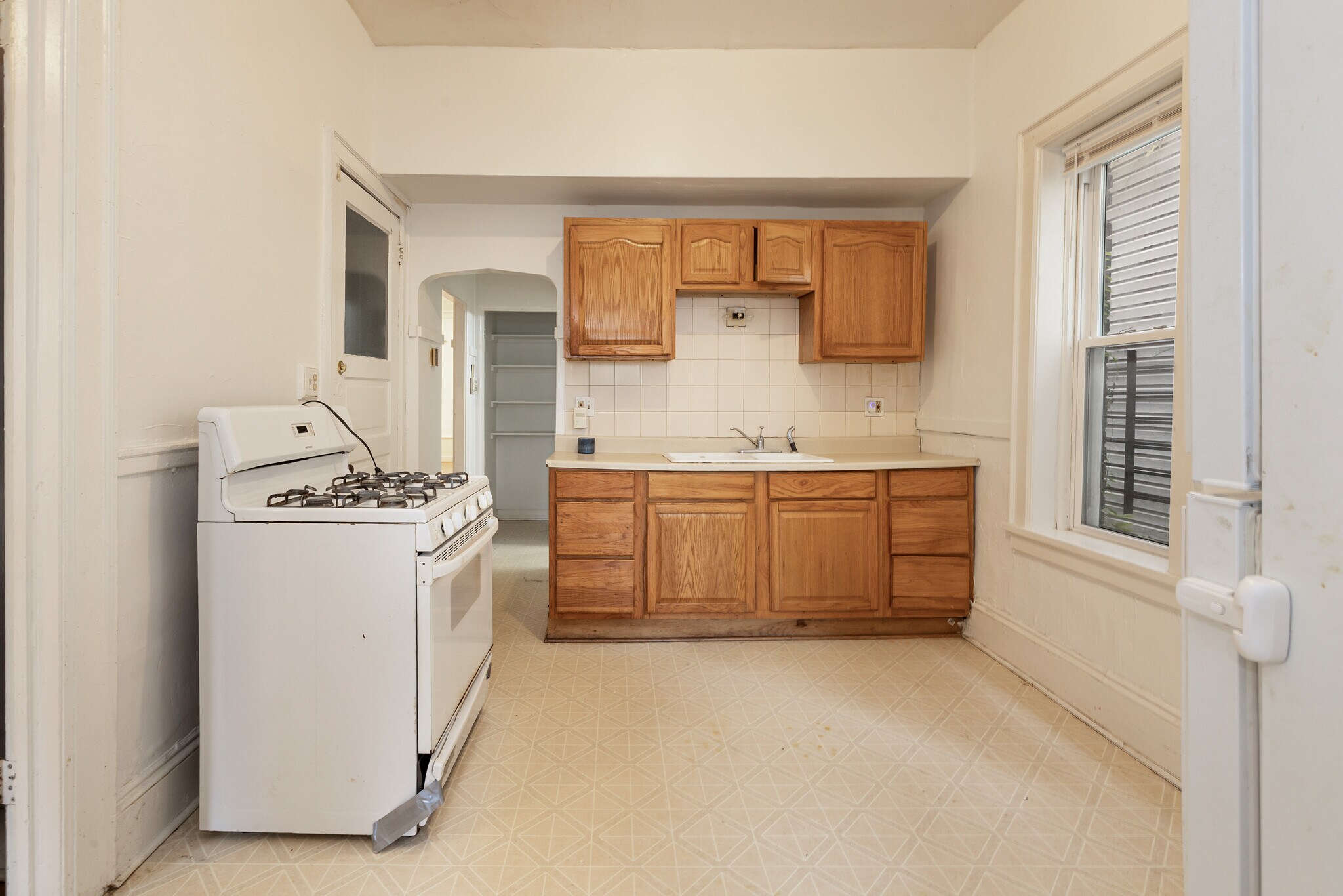 Kitchen 1 - 2772 N Bremen St