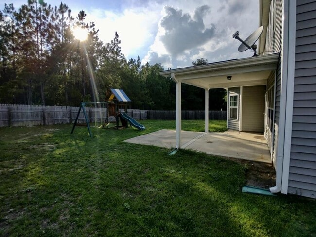 Building Photo - 1525 Gallant Fox Ct