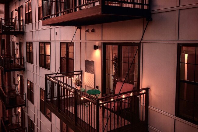 Building Photo - 250 McHenry Rd