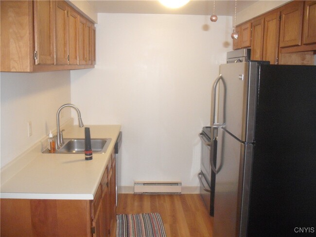 Building Photo - 397 Village Blvd N