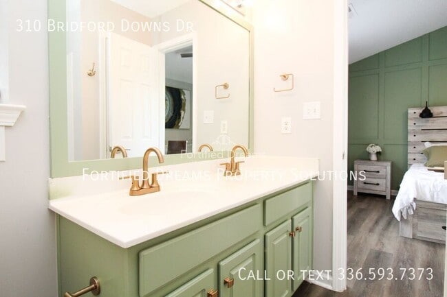 Building Photo - 310 Bridford Downs Dr