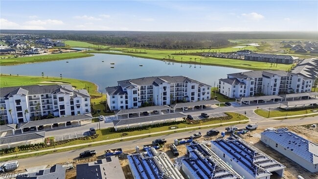 Building Photo - 15375 Grn Acrs Ave