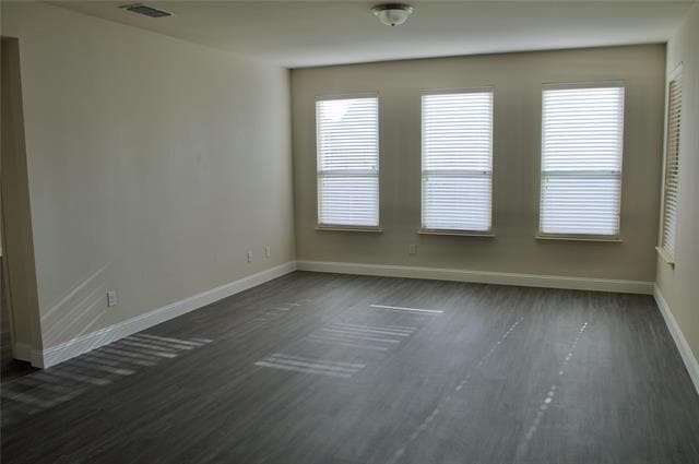 Building Photo - 3804 Oceanview Dr