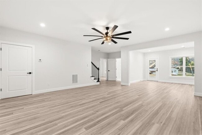 Building Photo - 2895 Jones Mill Rd