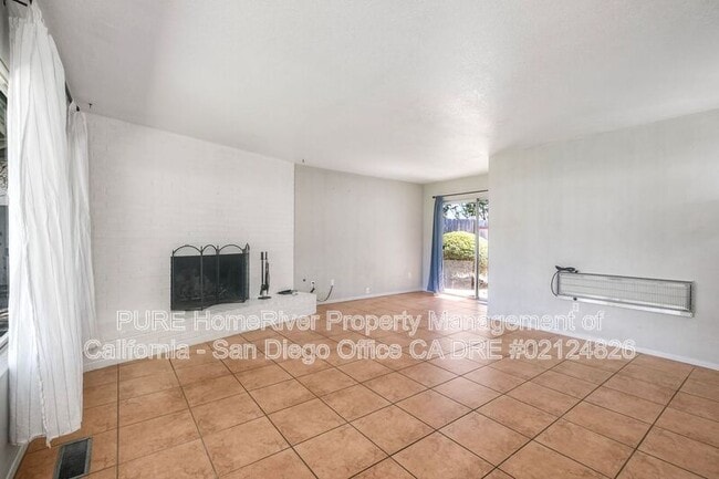 Building Photo - 2135 E El Norte Pkwy
