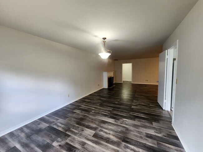 Building Photo - 2224 NW 49th St