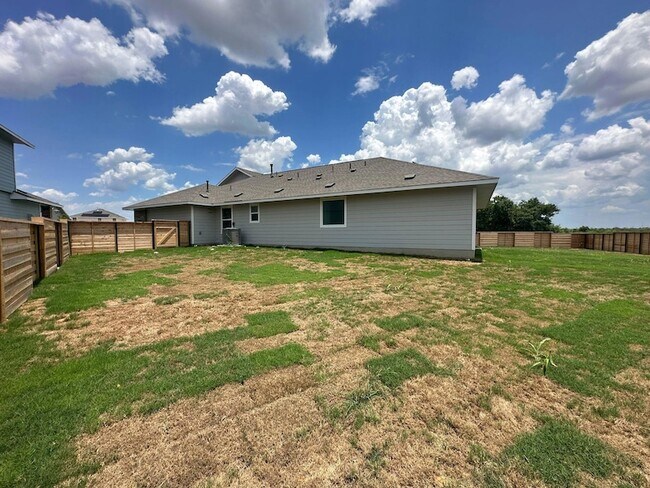 Building Photo - 1544 Marley
