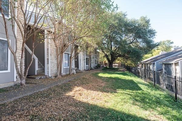 Building Photo - 1740 Timber Ridge Rd