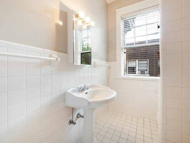 Bathroom - Milburn Apartments