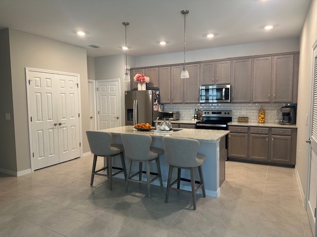 Building Photo - 1126 S Town and River Dr