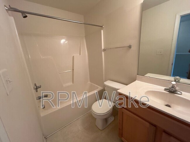 Building Photo - 8307 Glenwood Springs Ct
