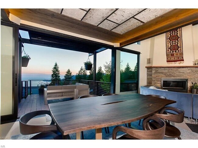Building Photo - Endless Views of Tahoe