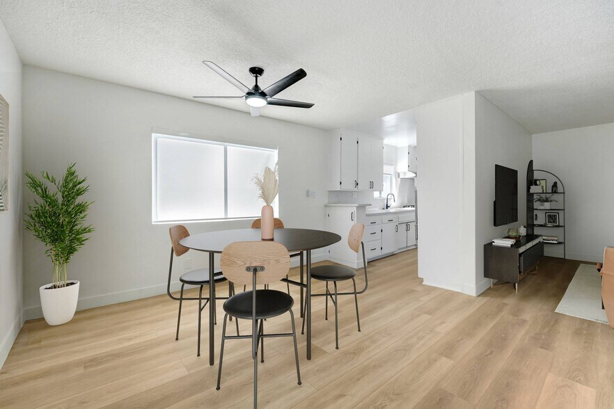 Building Photo - 1140 N Ogden