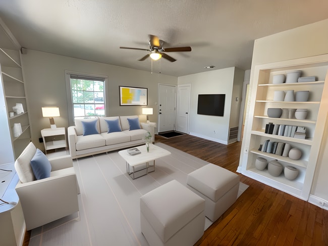 Building Photo - 3bed/1bath House - Two Blocks from Campus