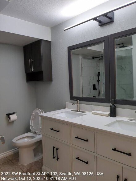 Double sinks in Bathroom - 3022 SW Bradford St