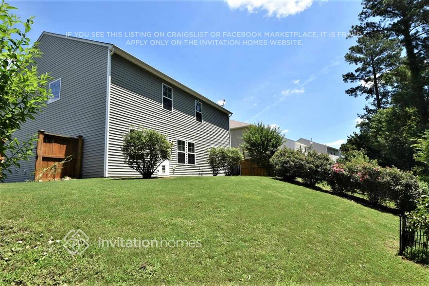 Building Photo - 3808 Althorp Drive