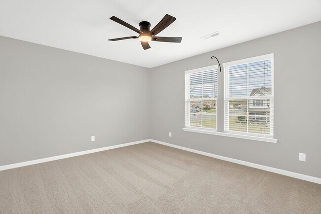 Building Photo - 602 Applecross Dr