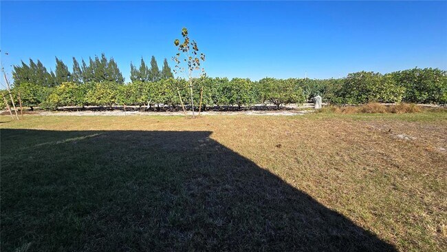 Building Photo - 2159 Chris Dr