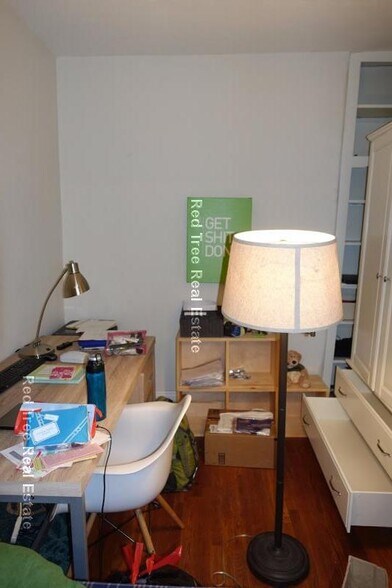 Building Photo - 49 St Germain St