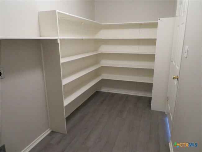 Building Photo - 1093 Stone Branch