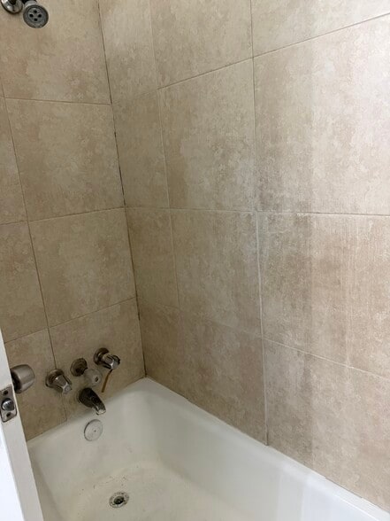 Bath #1 - 6972 Bernay Ave