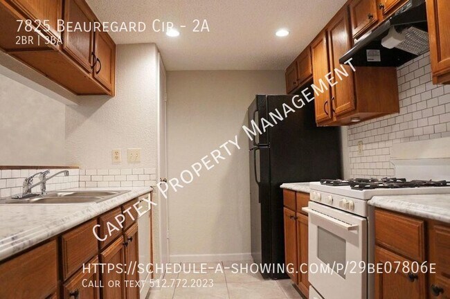 Building Photo - 7825 Beauregard Cir