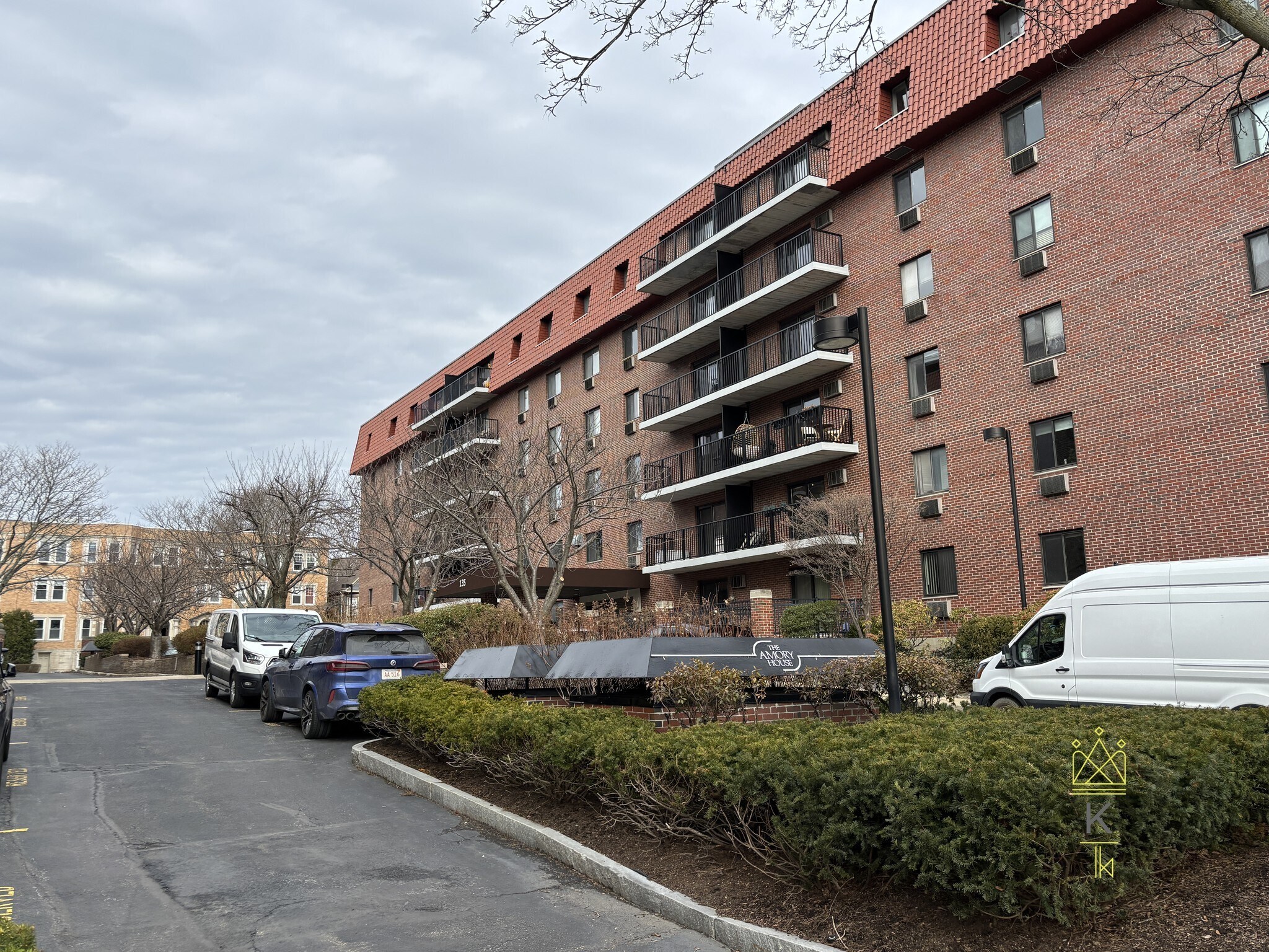 Building Photo - 135 Pleasant St