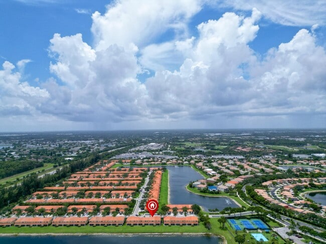 Building Photo - 6219 Eaton St