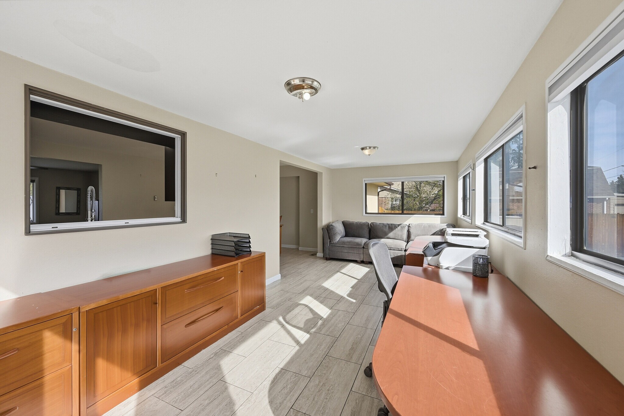 Building Photo - 1040 S Fulton St