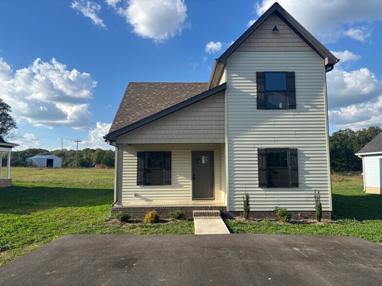 Primary Photo - 205 Cherokee Dr