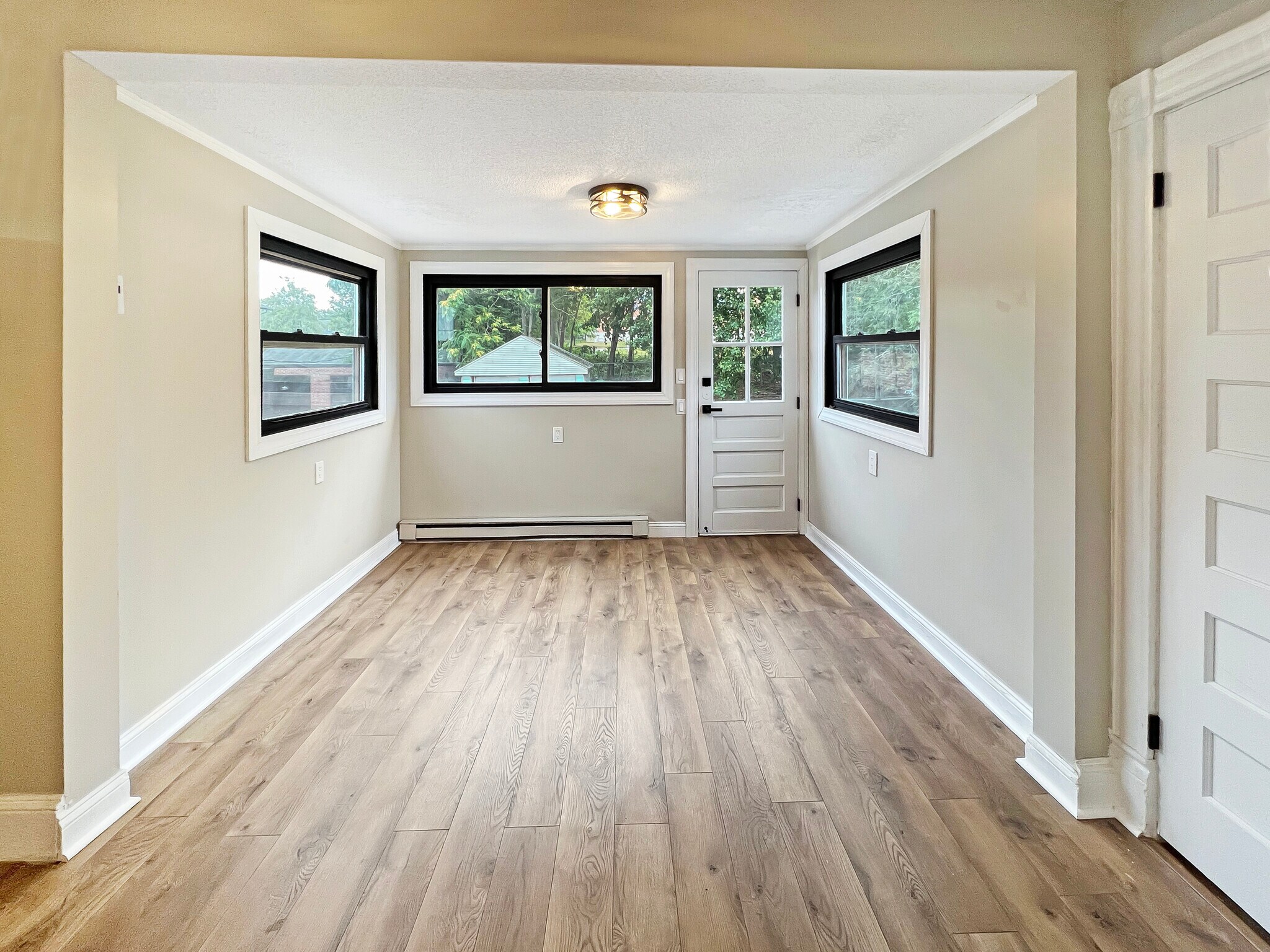 Living Area - 111 Belden St