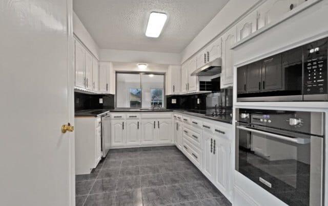 Building Photo - 3147 Wichita Dr