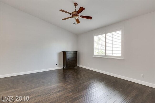 Building Photo - 5752 Murtiga Ct