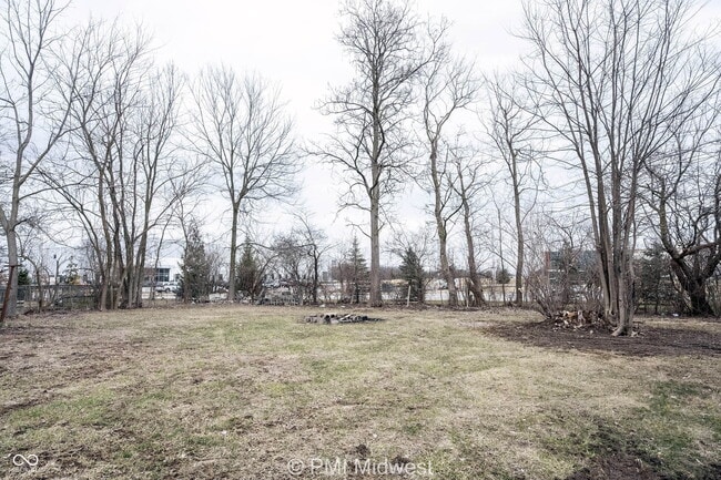 Building Photo - 3125 Clover Dr