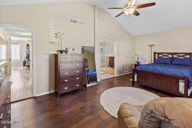 Building Photo - 3216 Tierra Palma Dr