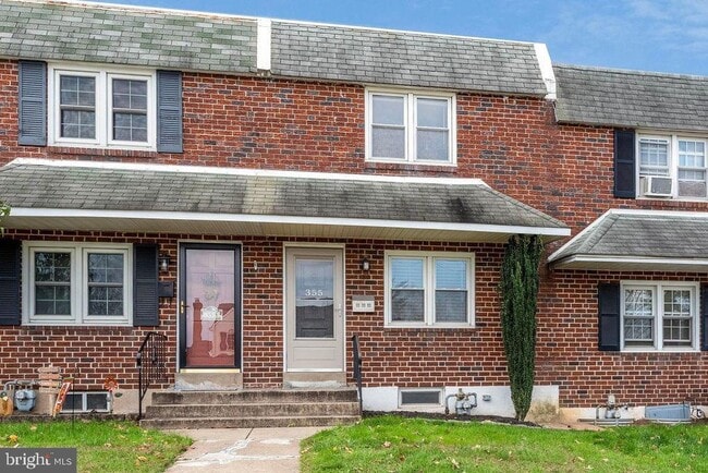 Building Photo - 355 W 12th Ave