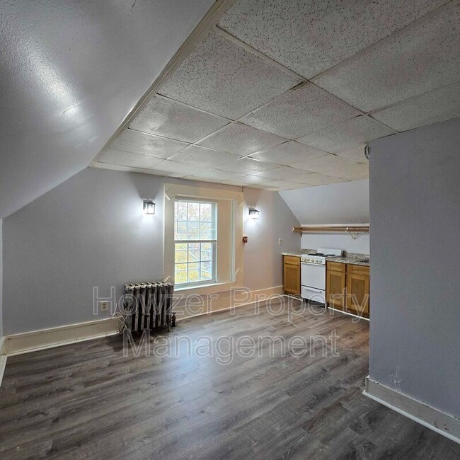 Building Photo - 109 Green St