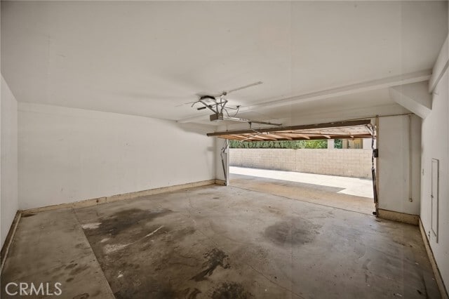 Building Photo - 5934 Alessandro Ave