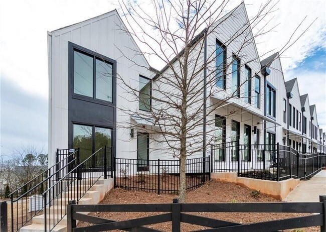 Building Photo - 101 Pearl St