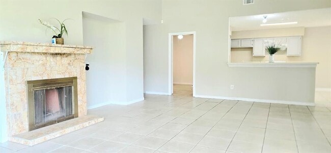 Building Photo - 7511 Basil Ln
