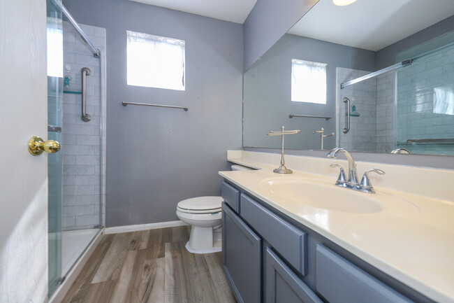 Building Photo - 10281 E Foxmoor Dr