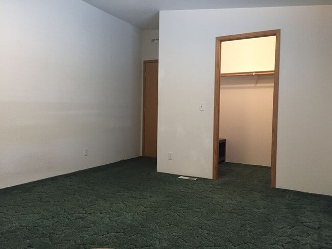 Building Photo - 3-Bed, 2-Bath Single-Family Home in Driggs