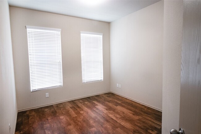Building Photo - 20514 Chatfield Bend Way