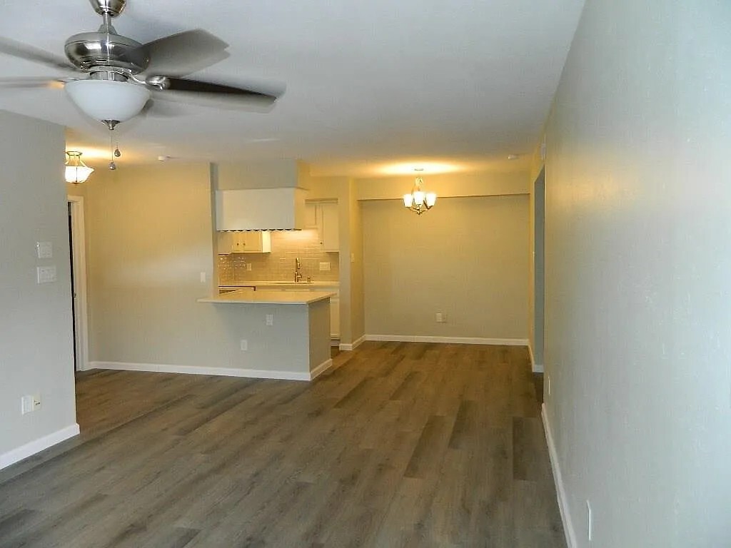 Building Photo - 4159 Steck Ave