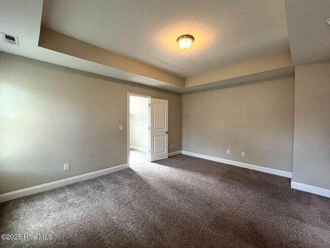 Building Photo - 188 Sandy Springs Rd