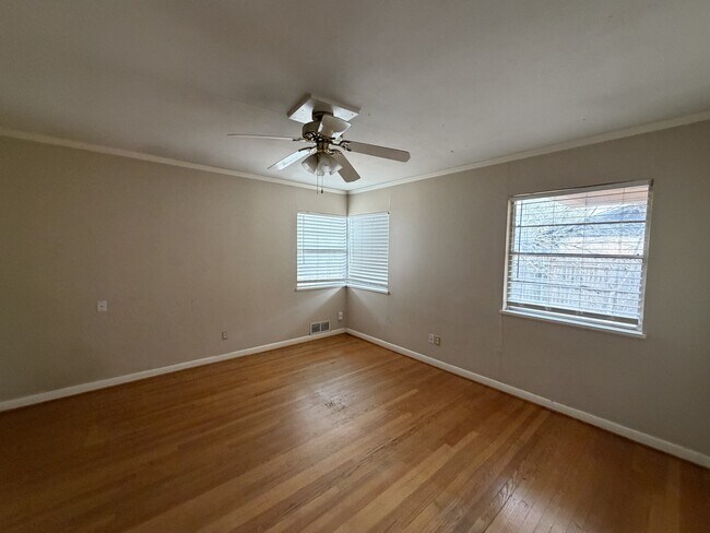 Building Photo - 3604 24th St