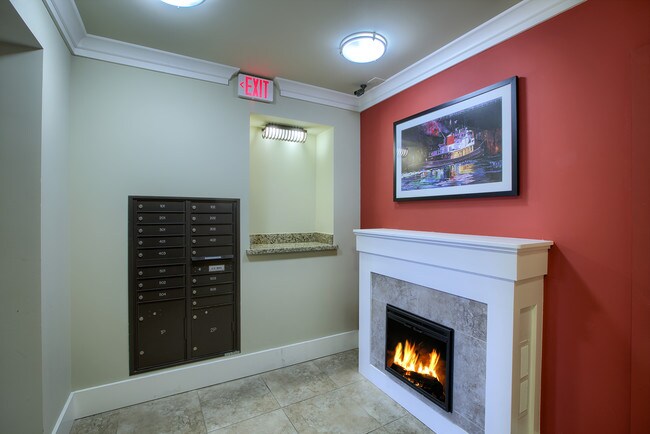 Building Photo - 3232 15th Ave W