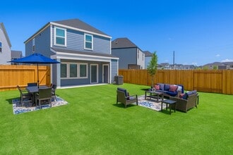 Building Photo - 10324 Penryn Frst Trl