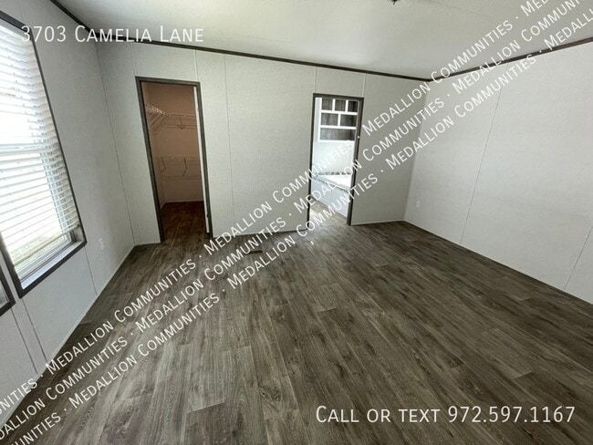 Building Photo - 3703 Camelia