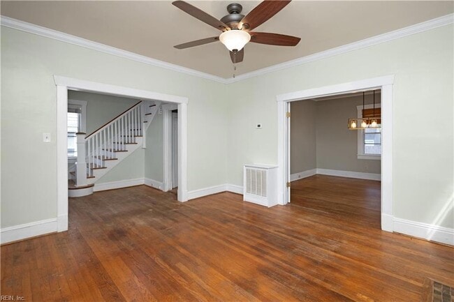 Building Photo - 4610 Newport Ave